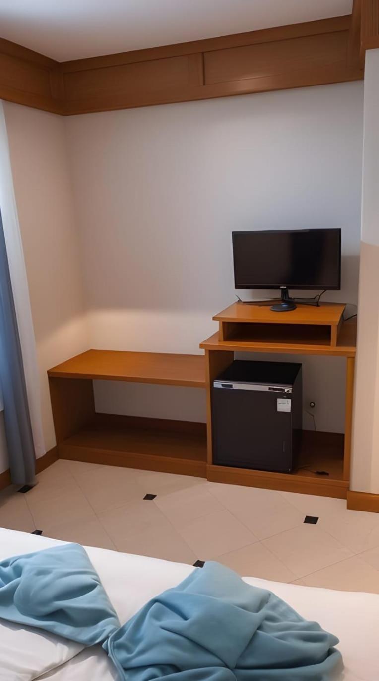 Hack Patong Beach Hotel Номер фото
